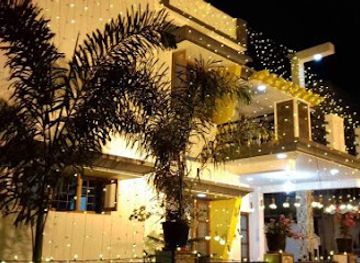 india/kochi/fort-kochi/nightclub/eloor-kadavangadi