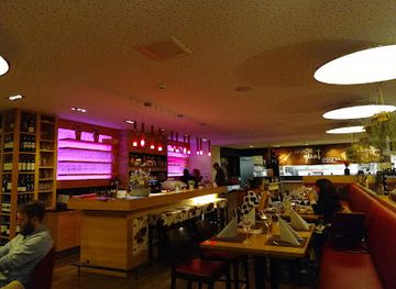 PUR - Restaurant & Bar