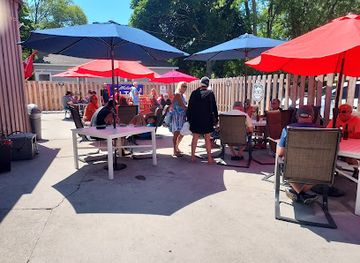 michigan/muskegon/nightclub/sandbar