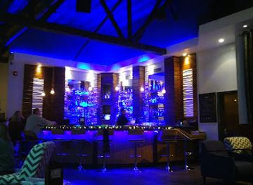 california/stockton/nightclub/ave-on-the-mile