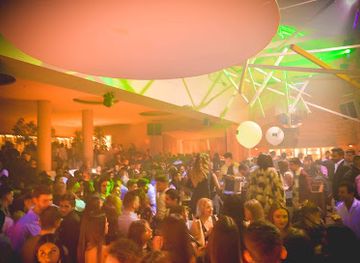 portugal/guimaraes/nightclub/seculo-xix