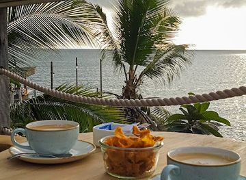 seychelles/praslin/nightclub/ocean-view-bar
