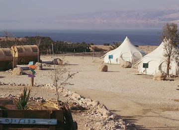 israel/ein-gedi/nightclub/dead-sea-camping