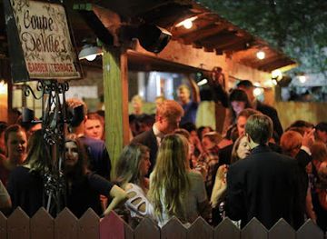 virginia/charlottesville/nightclub/coupes