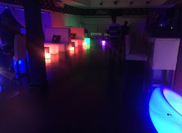 ghana/sogakope/nightclub/holy-trinity-spa-club-lounge