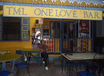 TML One Love Bar