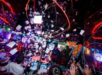 japan/osaka/dotonbori/nightclub/nightclub-crazyland-by-cheval-osaka-dotonbori-namba