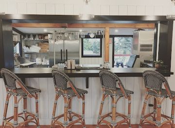 vermont/mount-mansfield/nightclub/apres