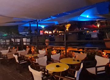 Island Beach Bar and Restaurant