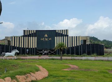 pakistan/northern-areas/nightclub/ce-la-vi