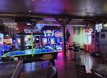 Liquid Lounge