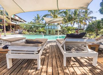 mozambique/tofo-beach/nightclub/mozambeat-motel