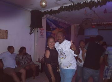 ecuador/esmeraldas-region/nightclub/chaney-rumba-diferente