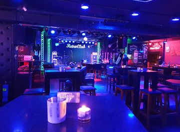 Retro Club