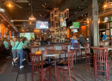 south-dakota/big-sioux-recreation-area/nightclub/wileys-bar