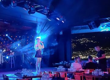 Φεγγάρια Live