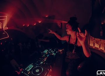 vietnam/ho-chi-minh-city/district-3/nightclub/oman-club