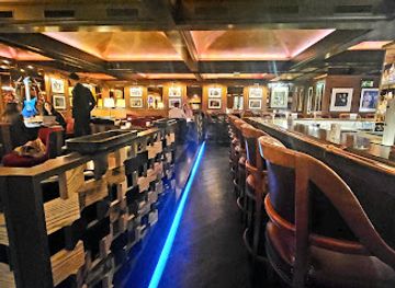 switzerland/montreux/nightclub/funky-claude-s-bar