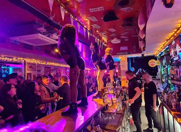 ireland/salthill/nightclub/coyotes-late-bar