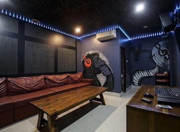 thailand/chumphon/nightclub/the-rock-karaoke-chumphon