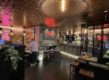 france/saint-tropez/nightclub/cohibar