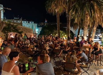 Central Park Club, Hvar