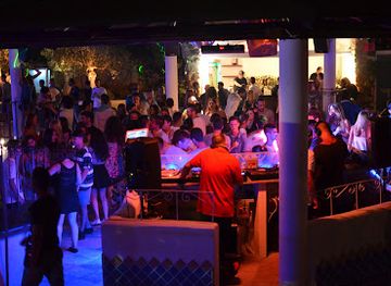 italy/sardinia/nightclub/estasi-s-disco-club