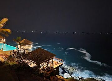 india/kovalam/nightclub/the-sky-bar