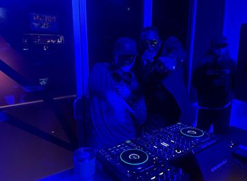 california/redding/nightclub/black-diamond-lounge