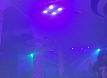 cameroon/savannah-region/nightclub/vatican-lounge