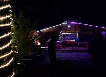 montana/glacier-national-park/nightclub/kip-s-beer-garden