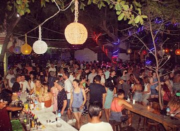 indonesia/gili-islands/nightclub/ombak-bar