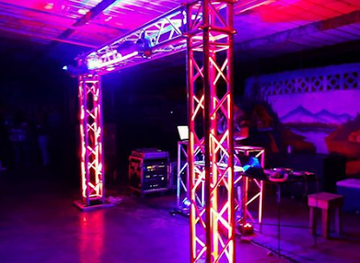 panama/veraguas/nightclub/event-crew-discoteca-movil