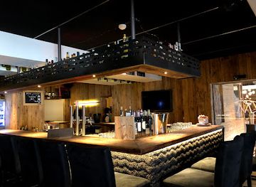 italy/alta-badia/nightclub/toccami-wine-bar-cocktail-lounge