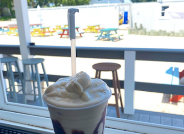 new-york/montauk/nightclub/marlena-s-pack-out