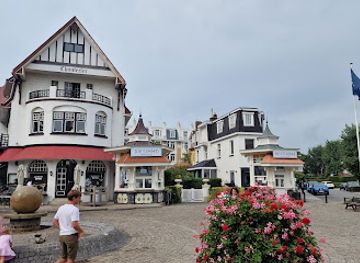 belgium/de-haan/nightclub/champagne-oyster-bar-bar-rene