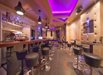 croatia/cetina-river-canyon/nightclub/big-blue