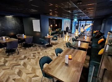 norway/nordkapp/nightclub/nor-cafe-bistro