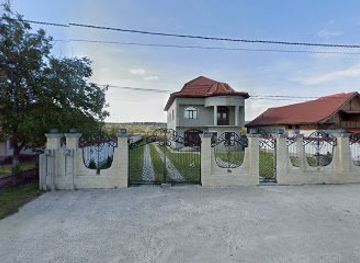 romania/parang-mountains/nightclub/student-mana-buna