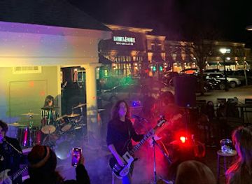 virginia/williamsburg/nightclub/the-brass-tap