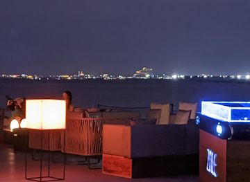 oman/ras-al-jinz/nightclub/zale-beach-club-lounge
