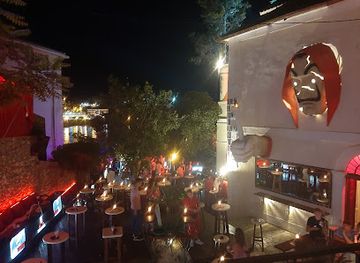Casa De Papel Open Bar
