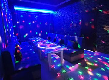 uzbekistan/andijan/nightclub/kafe-karaoke-bil-yard