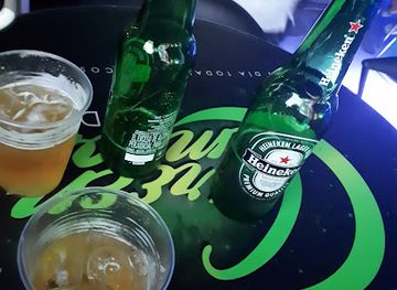 Green Moon Bar Disco