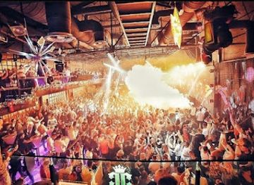 Cinco Cavalli Premium Club