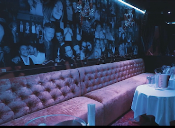 france/cannes/le-suquet/nightclub/club-au-son-des-guitares