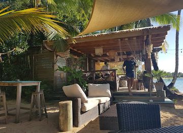 dominican-republic/samana-peninsula/nightclub/el-mosquito-beach-bar
