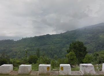 bhutan/dagana-district/nightclub/tsenda-karoake