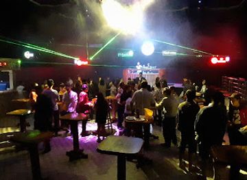 laos/sainyabuli-province/nightclub/night-club-xaiyaboury