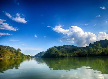 bangladesh/rangamati/nightclub/kaptai-kayak-club